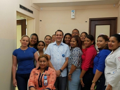 Conferencia del programa establecido entre El Instituto de Especialidades M&eacute;dicas y la UNEV