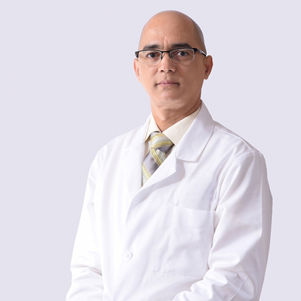 Dr. F&eacute;lix Carrasco