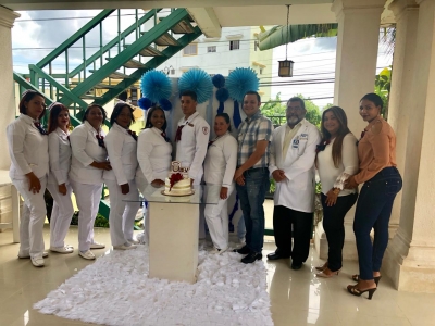 Reconocimiento a estudiantes de t&eacute;rmino de la UNEV